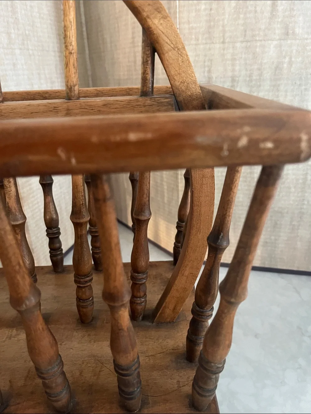 XL Vintage Wooden Yarn Caddy / Magazine Rack with Handle ~19” x 21”